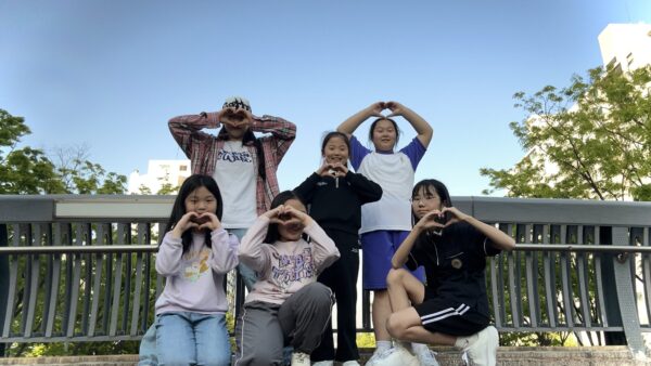 날씨 좋은 날~ 밖에서 한 컷! 화요일 5시 Class