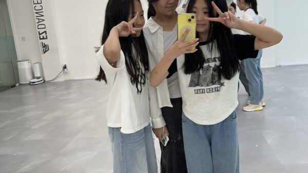 드레스코드는 청바지 ! 오늘 촬영도 무사히 완료✨